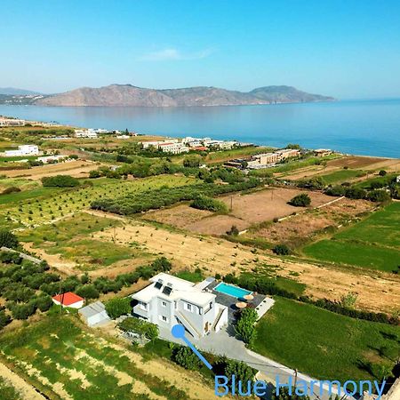 Blue Harmony Villa Dhramia ภายนอก รูปภาพ