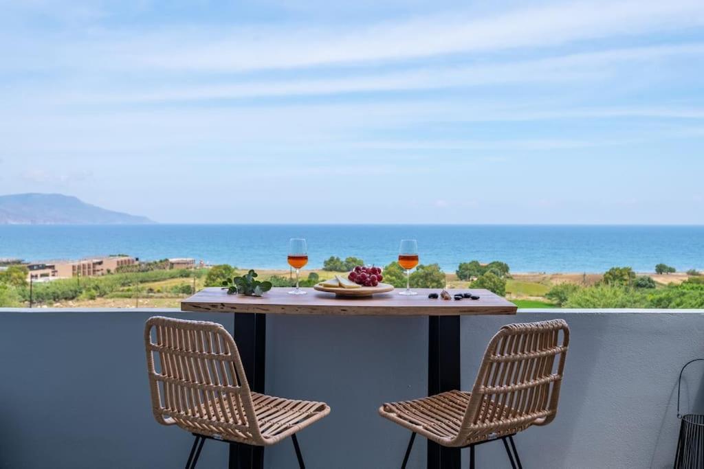 Blue Harmony Villa Dhramia ภายนอก รูปภาพ