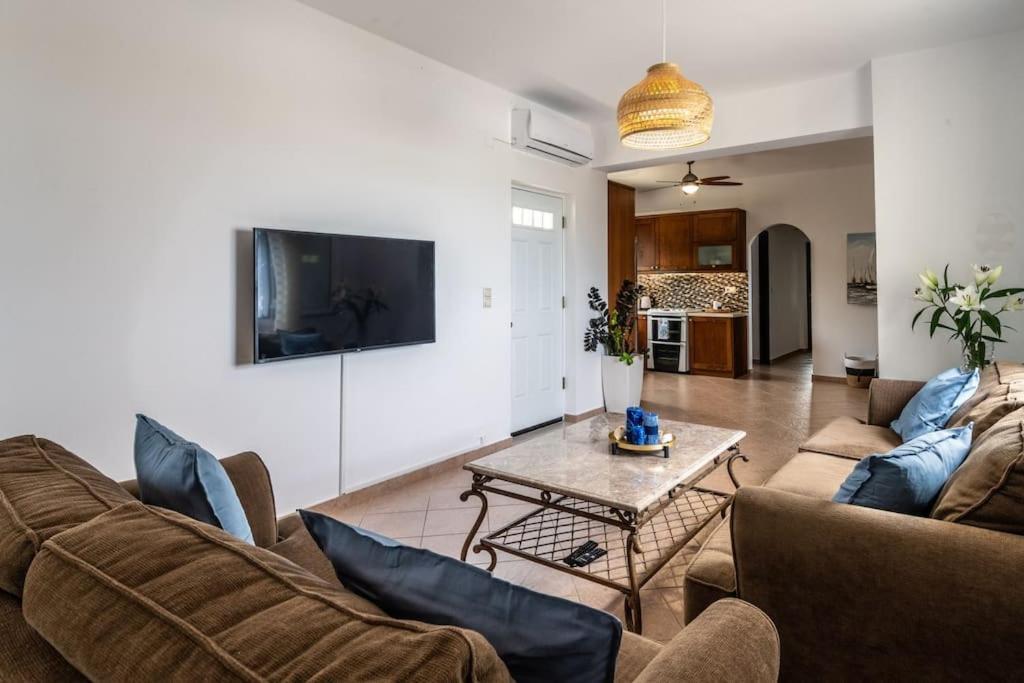 Blue Harmony Villa Dhramia ภายนอก รูปภาพ