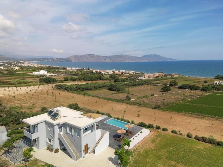 Blue Harmony Villa Dhramia ภายนอก รูปภาพ