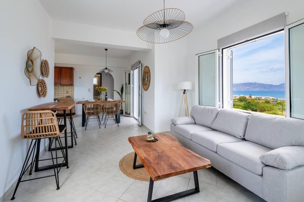 Blue Harmony Villa Dhramia ภายนอก รูปภาพ