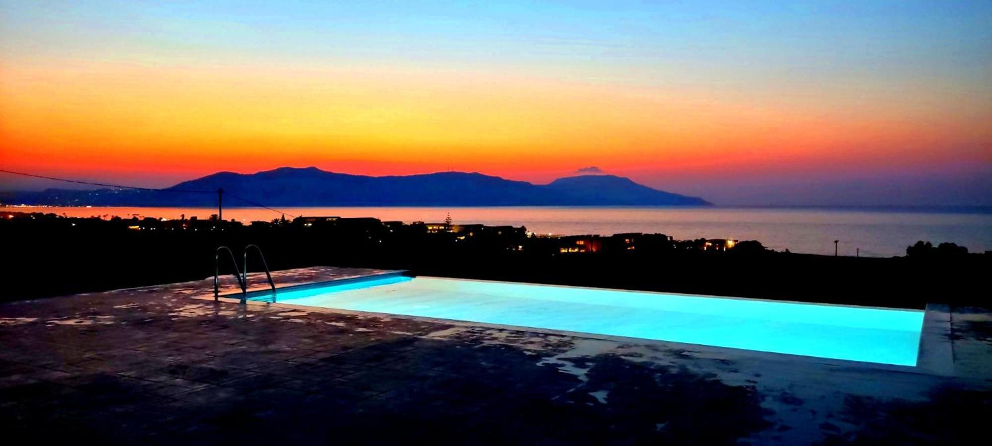 Blue Harmony Villa Dhramia ภายนอก รูปภาพ